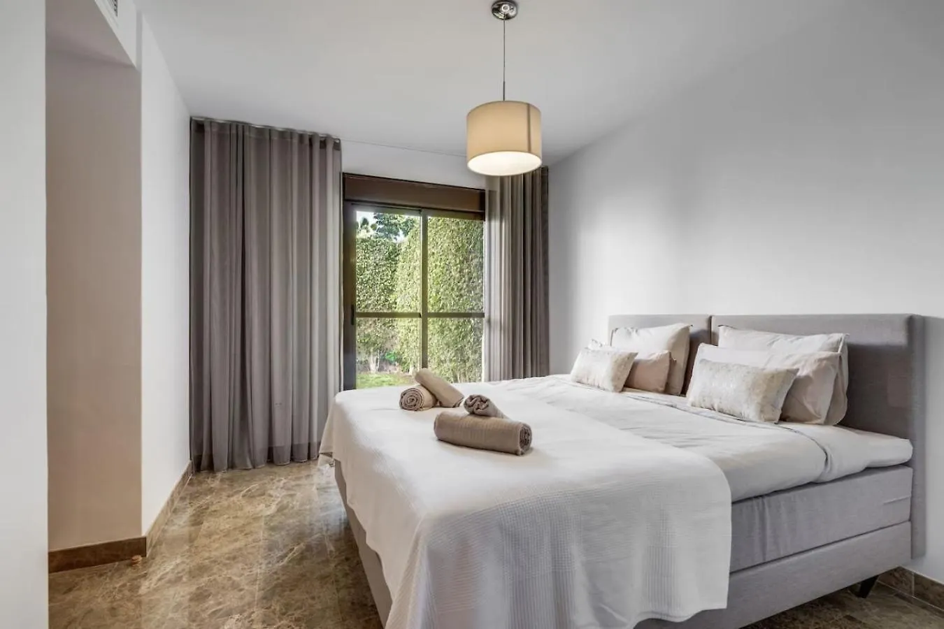 Heerlijke Prive Tuin In Golf Hills Estepona