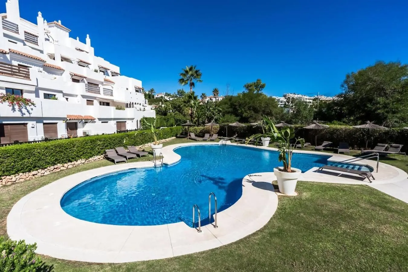 Heerlijke Prive Tuin In Golf Hills Estepona Apartment